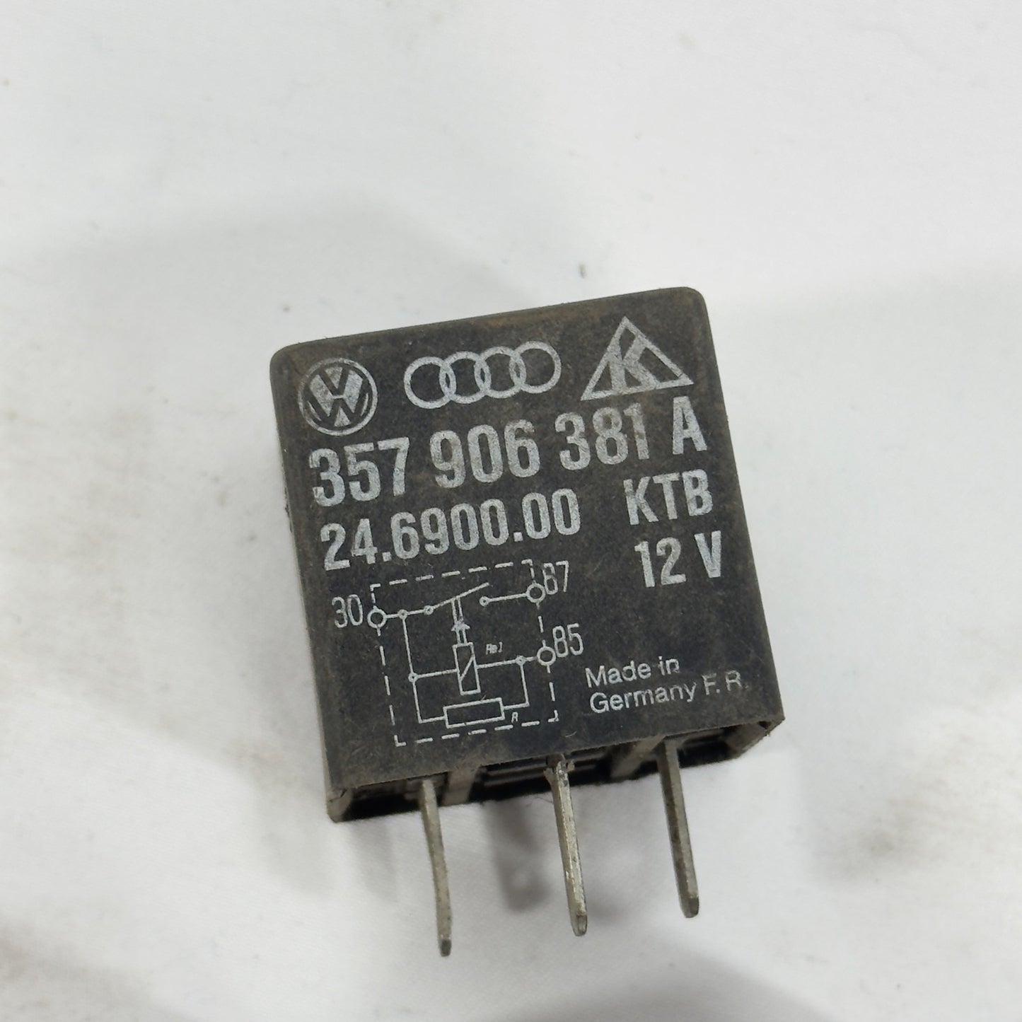 VW Audi Relais 109 357906381A 12V Passat Golf original – Bild 5