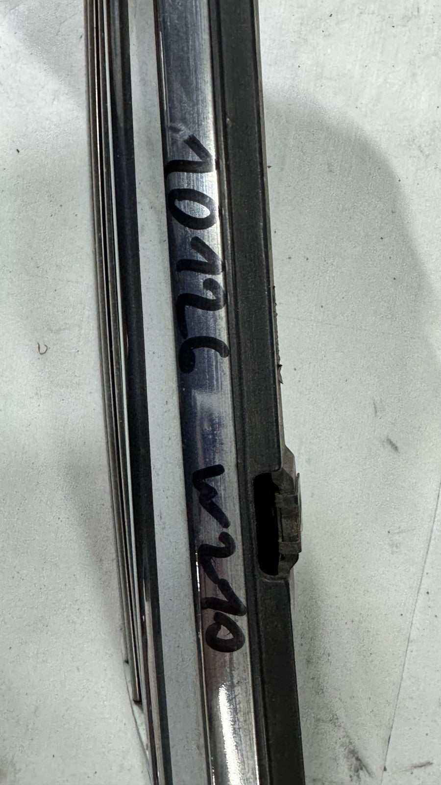 Mercedes E Klasse W210 Kühlergrill Frontgrill Original Elegance 2108800083 – Bild 7