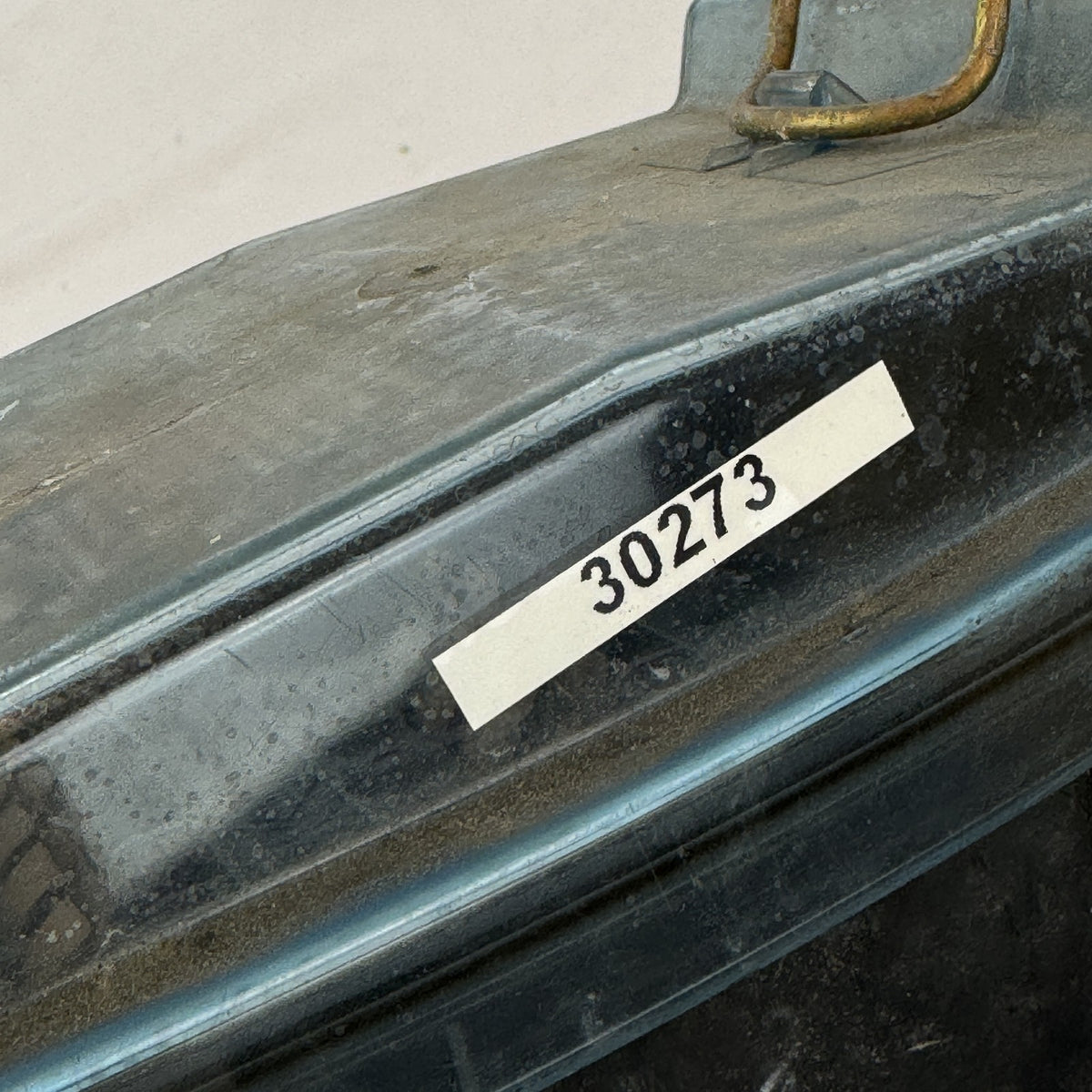 Mercedes W201 Sicherungskasten komplett mit Deckel – Bild 9