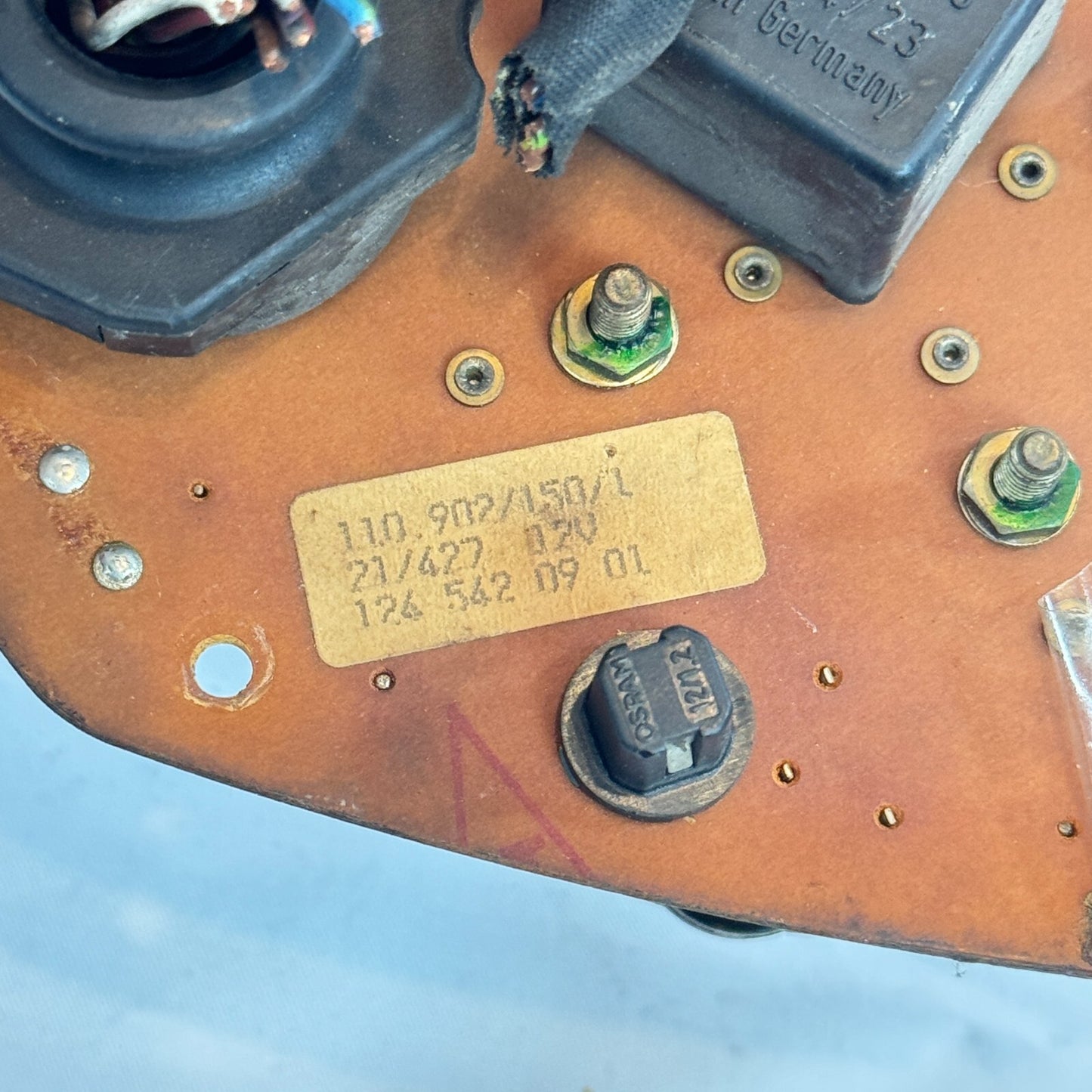 Mercedes W124 Öldruckanzeige Tankanzeige Temperatur Tacho VDO KI 1245420901