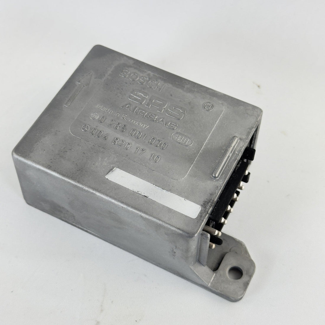 Original Bosch SRS-Airbag-Steuergerät A 004 820 17 10 für Mercedes W124, W201, W126, R107 und R129