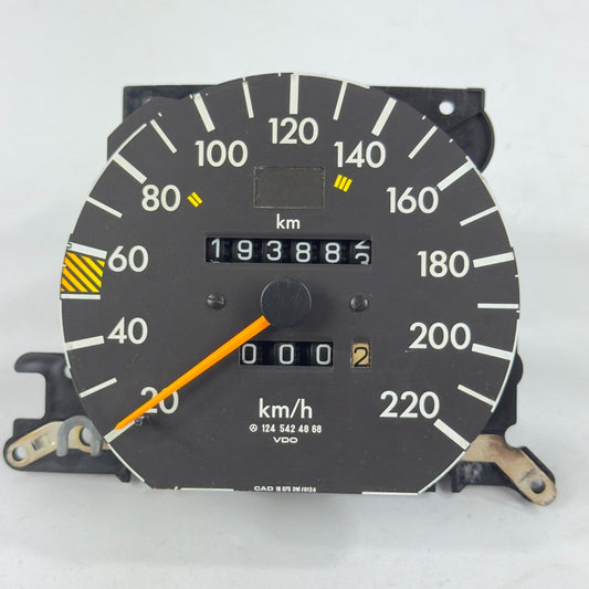 Mercedes W124 Tachometer VDO 220 km/h, Teilenummer 1245424868, geprüft