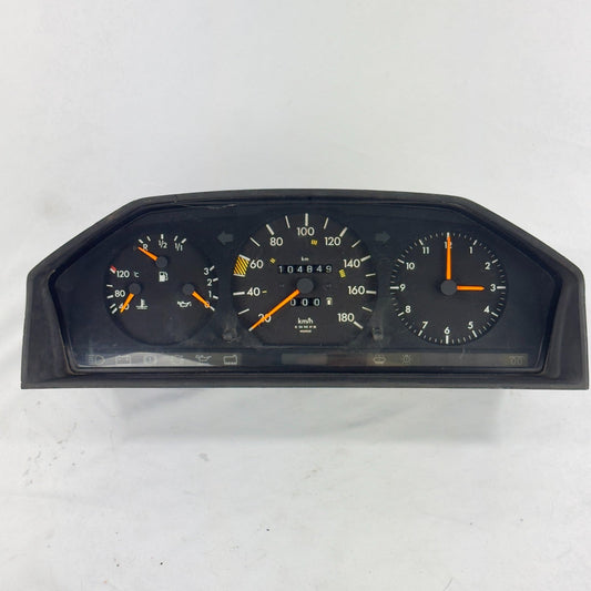 Aufbereitetes Mercedes W124 Kombiinstrument 180 km/h Diesel, Teilenummer A1245420766