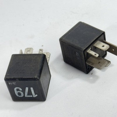 VW Audi Relais Nr. 179 12V original Golf Passat Audi – Bild 3