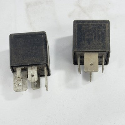 VW Audi Relais Nr. 179 12V original Golf Passat Audi – Bild 5