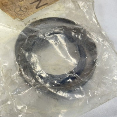 Mercedes Wellendichtring Differential A0239979047 – Bild 4