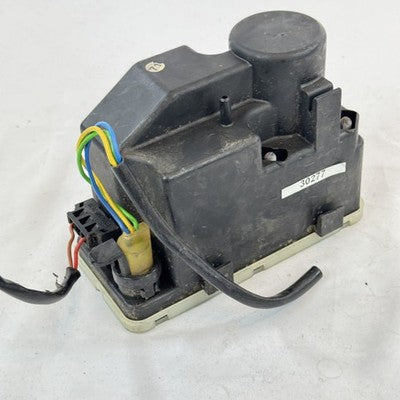 Mercedes Unterdruckpumpe ZV Pumpe Zentralverriegelung – Bild 3
