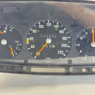 Mercedes W123 Tacho Kombiinstrument 1235421301 220 – Bild 2