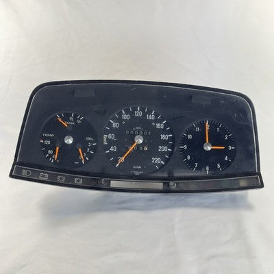 Mercedes W123 Tacho Kombiinstrument 1235420457 220 – Bild 1