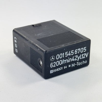 Mercedes Kraftstoffpumpenrelais 0015456705 W123 230 E – Bild 1