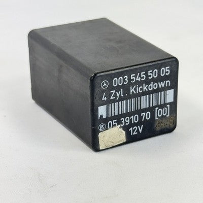 Mercedes Kickdown Relais 4 Zylinder A0035455005 W124 – Bild 1