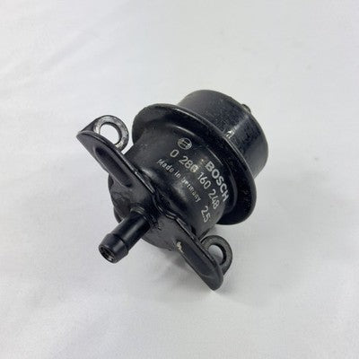 Bosch Benzindruckregler Kraftstoffdruckregler – Bild 1