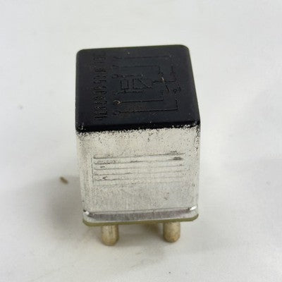 Mercedes Doppel-Sicherungsrelais 12V 2x15A 0015425319 – Bild 3