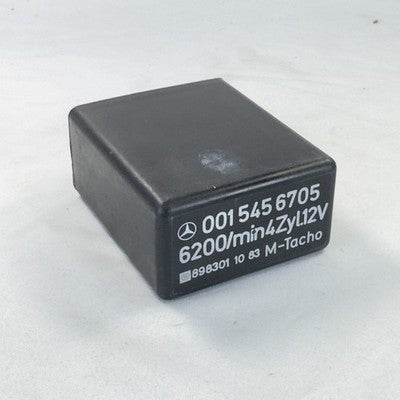 Mercedes Kraftstoffpumpenrelais 0015456705 W123 230 E – Bild 2