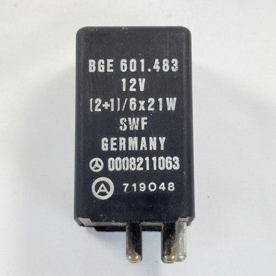 Mercedes Blinkgeber Warnblinkgeber SWF A0008211063 – Bild 6