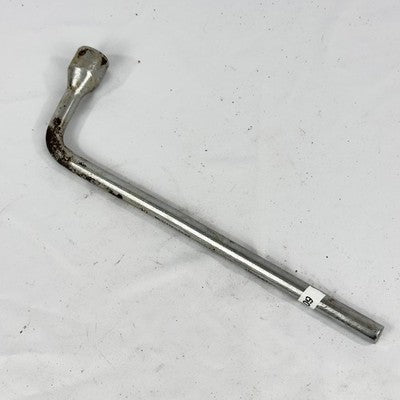 Mercedes Radmutternschlüssel 17mm Bordwerkzeug – Bild 1
