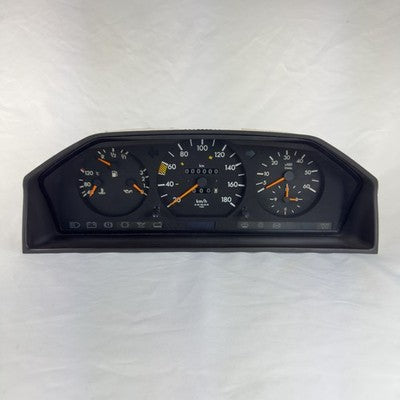 Mercedes W124 Kombiinstrument Tacho 1245426006 180 – Bild 1