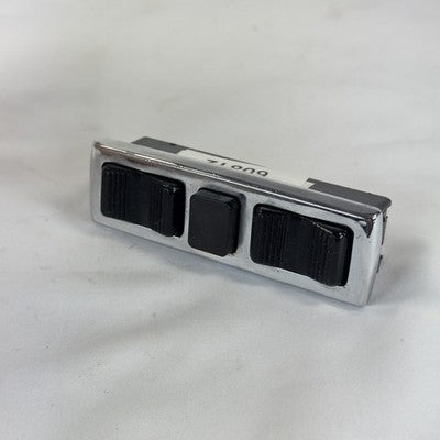 Mercedes Fensterheberschalter Chrom A0018214951 W123 – Bild 3