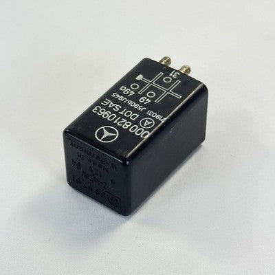 Mercedes Blinkgeber Warnblinkgeber A0008210963 R107 – Bild 2