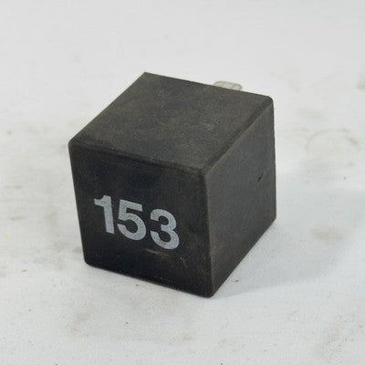 VW Audi Relais 153 357907467 12V original Steckrelais – Bild 1