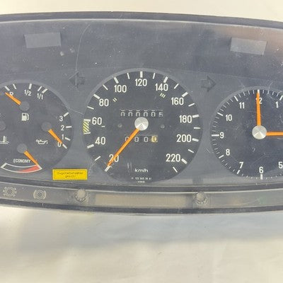 Mercedes W123 Tacho Kombiinstrument 1235423601 220 – Bild 2