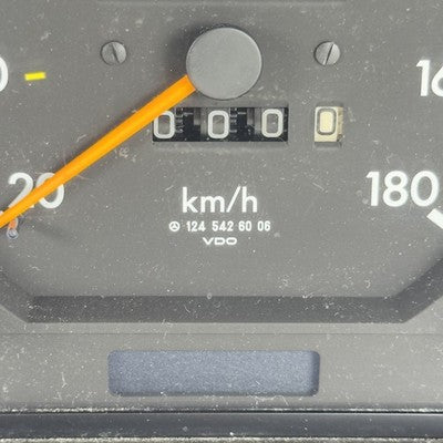 Mercedes W124 Kombiinstrument Tacho 1245426006 180 – Bild 2