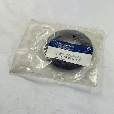 Mercedes Wellendichtring Kurbelwelle vorn A1209970346 – Bild 1