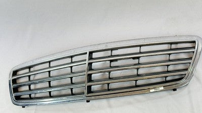 Mercedes Kühlergrill A2038800223 W203 C-Klasse – Bild 4
