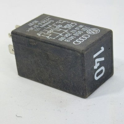 VW Audi Relais 140 701959141B 12V original Steckrelais – Bild 3