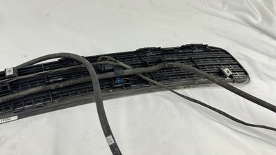 Mercedes W211 S211 Motorhaube Lüftungsgitter – Bild 6