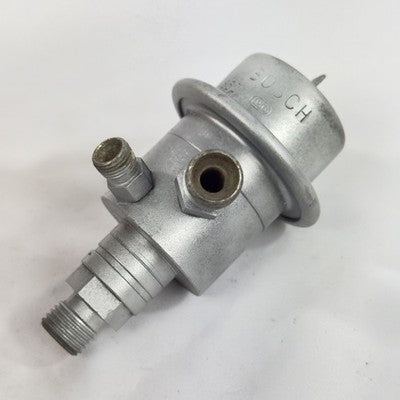 Bosch 0438161016 Druckregler KE-Jetronic Audi 80 90 – Bild 2