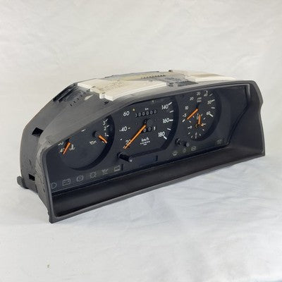 Mercedes W124 Kombiinstrument Tacho 1245426006 180 – Bild 3