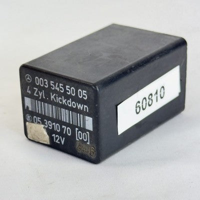 Mercedes Kickdown Relais 4 Zylinder A0035455005 W124 – Bild 2