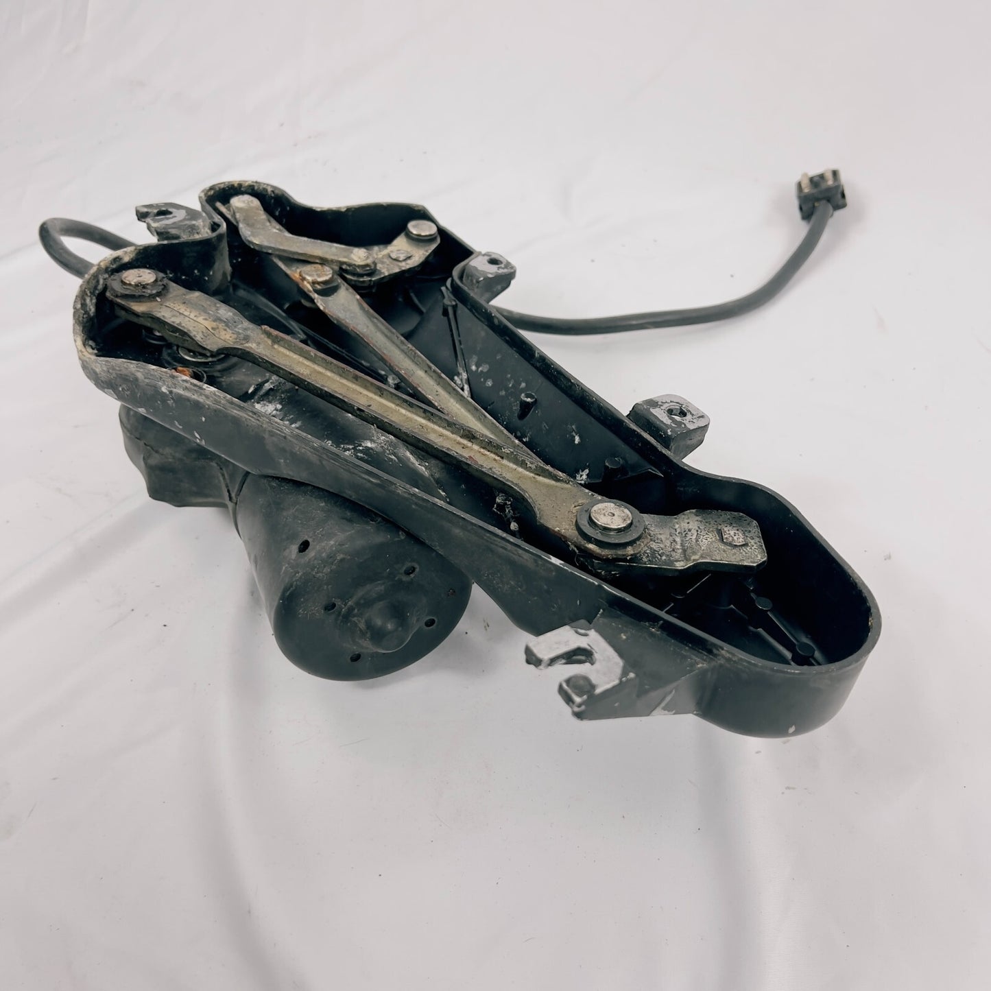 MercedesBenz Scheibenwischer Motor Gestänge W116 A1168201928 A0008204042 – Bild 7