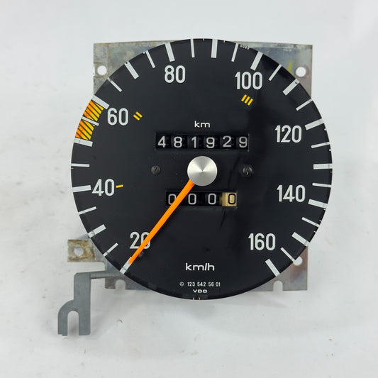 Mercedes W123 Tacho Tachometer Kombiinstrument 4 Gang VDO 160kmh 12354256010