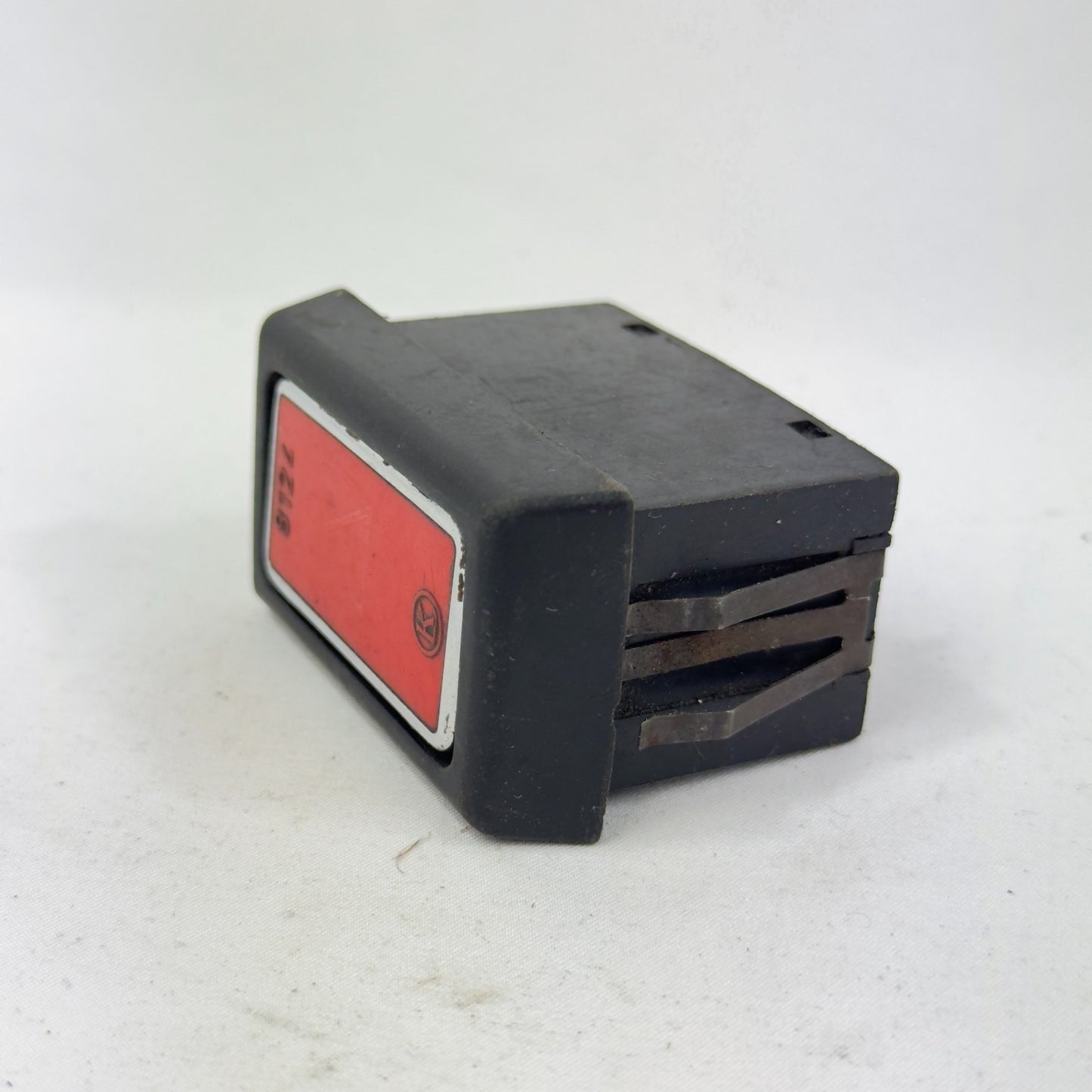 Mercedes C107 R107 W116 Warnblinkschalter Warnblinker Schalter A00182179511