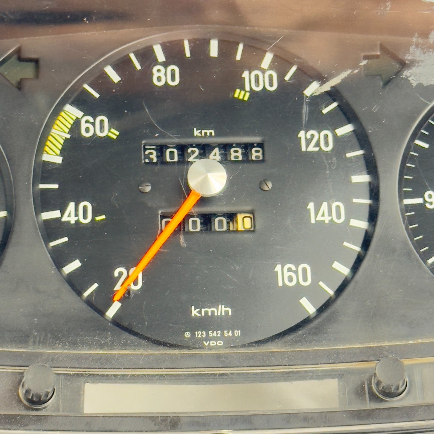 Mercedes W123 S123 T123 Tacho Kombiinstrument Uhr 160kmh 12354254013
