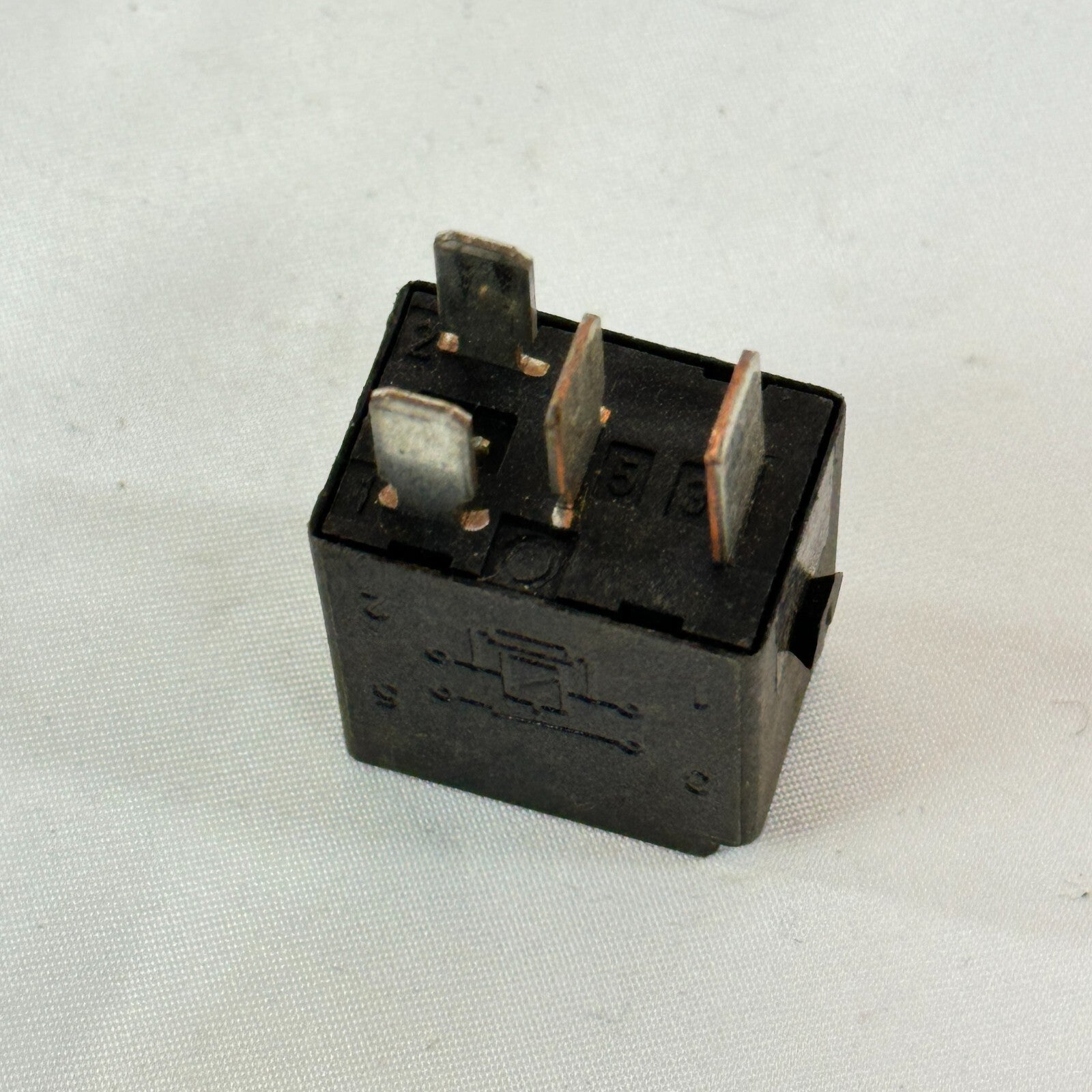 Mercedes-Benz Hella Relais A0025421119 – Bild 6