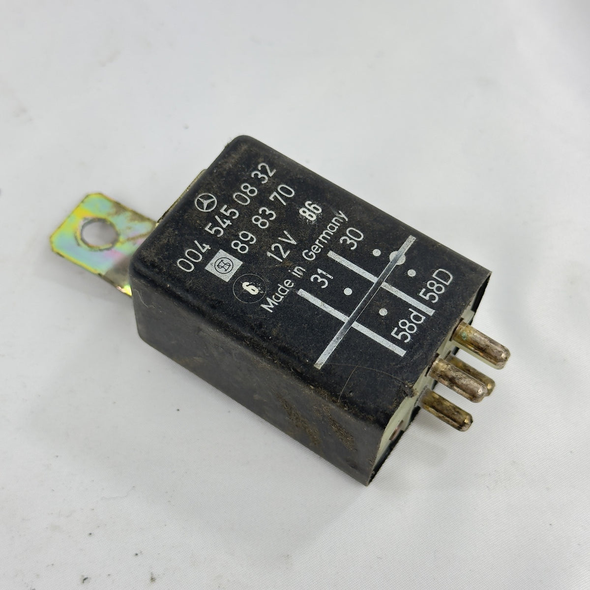 Mercedes Lichtkontroll-Relais 12V 0045450832 Hella – Bild 3