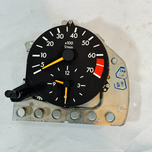 Mercedes W124 Drehzahlmesser Benzin Uhr 6 Zyl Tacho VDO A1245420116