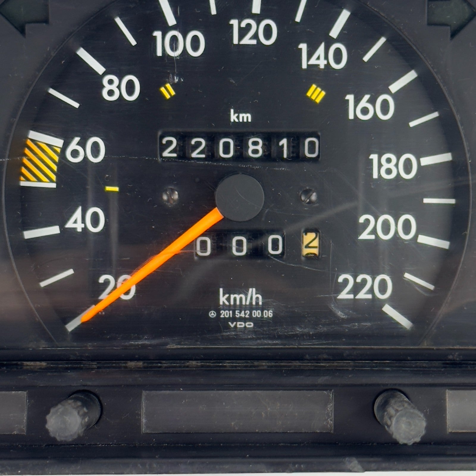 W201 Tachometer 2.0E 220km/h A2015421606 – Bild 2