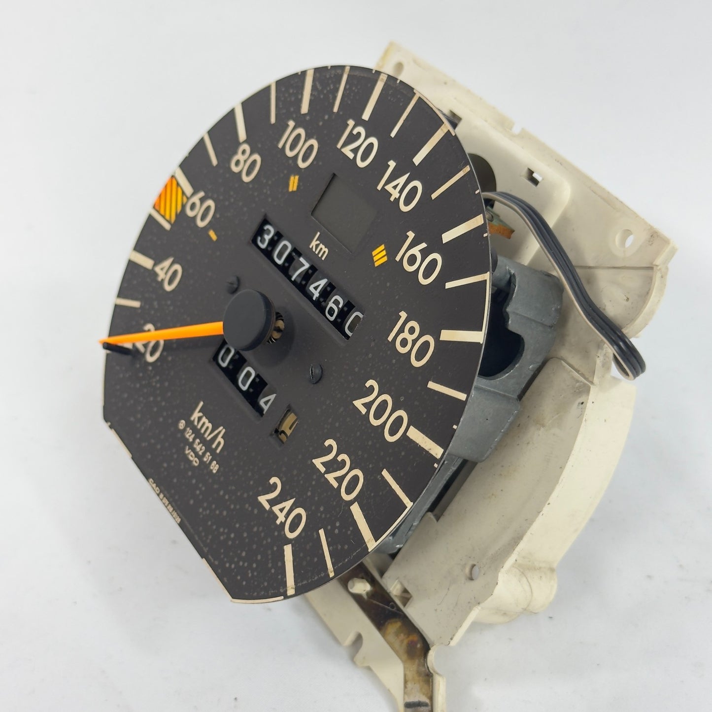 Mercedes Tacho W124 260E 4 Matic 300TE 4 Matic 240kmh Tachometer A12454251681