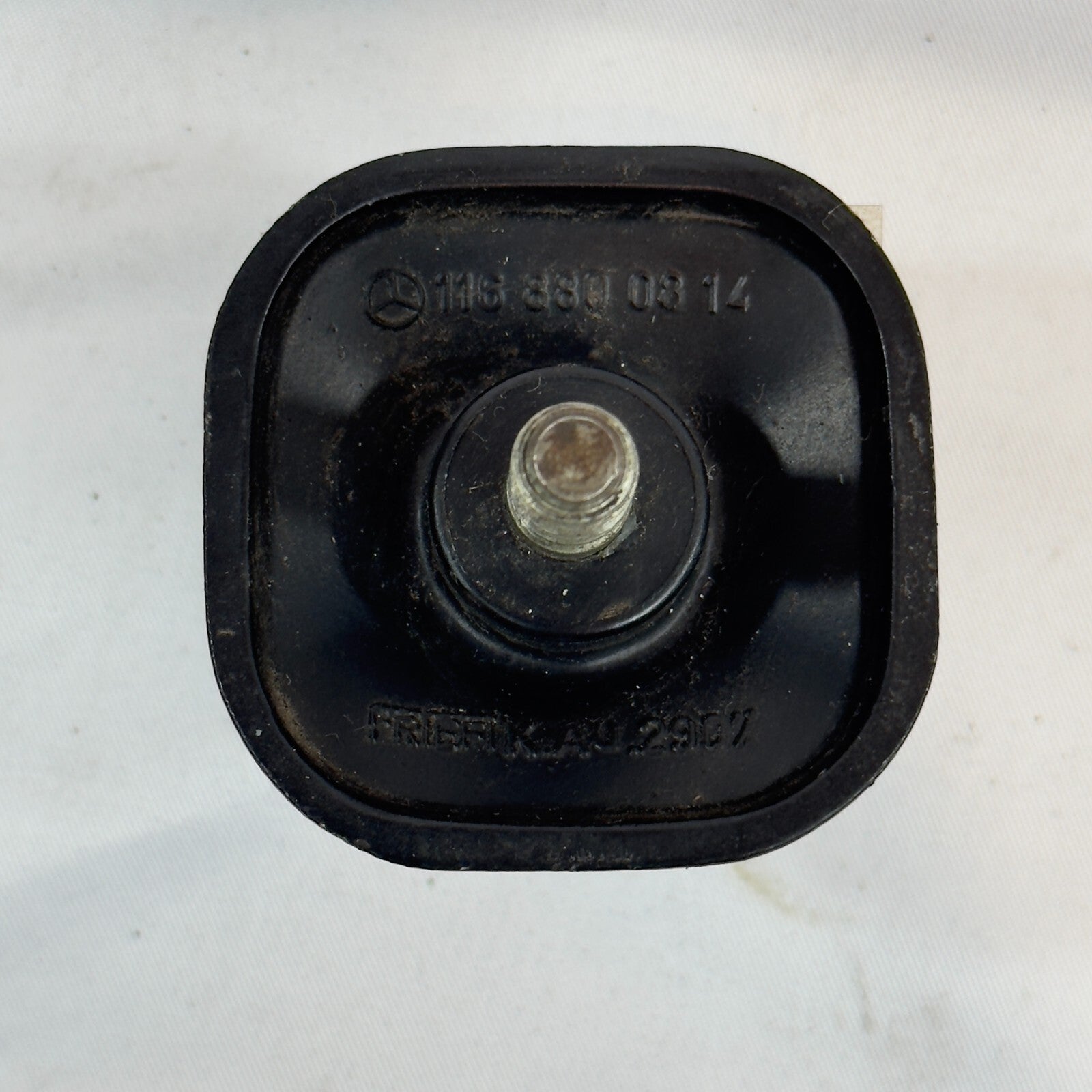 Halter Anbauteile Stoßstange A1168800814 Mercedes W116 – Bild 4