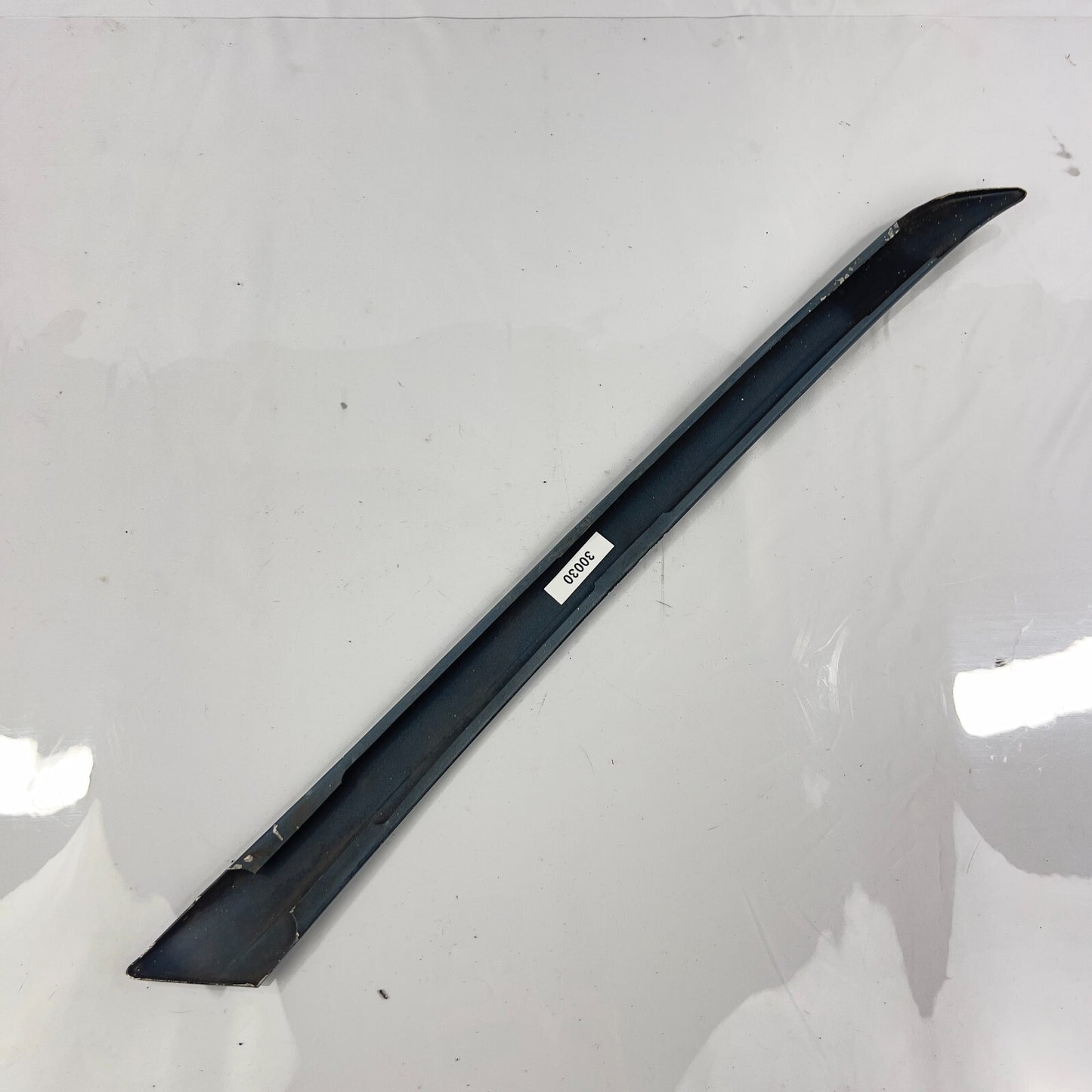 Mercedes Benz A1166980230 ASäule Beifahrerseite Zierleiste Leiste Blau – Bild 6