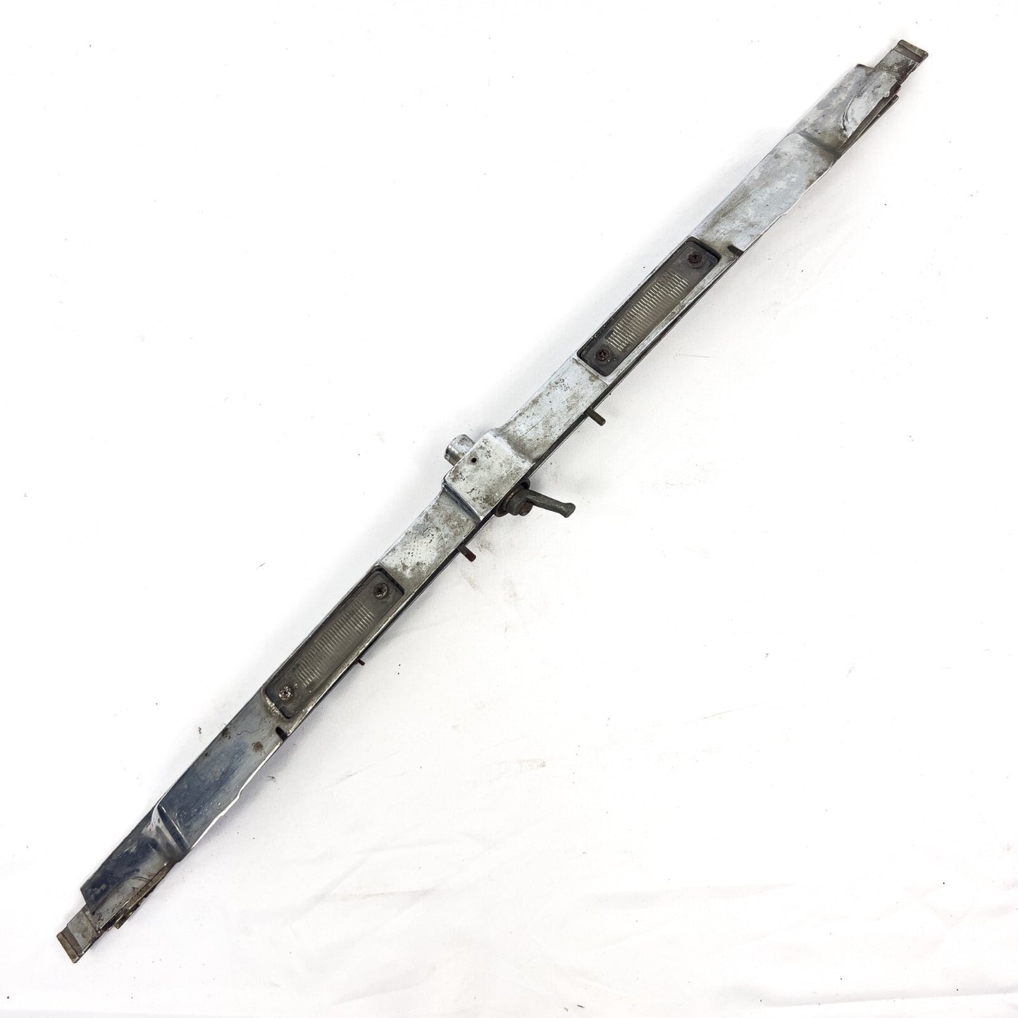 Mercedes Benz Griff Heckdeckel Zierstab Chromblende Heckklappe A1167580002 – Bild 3
