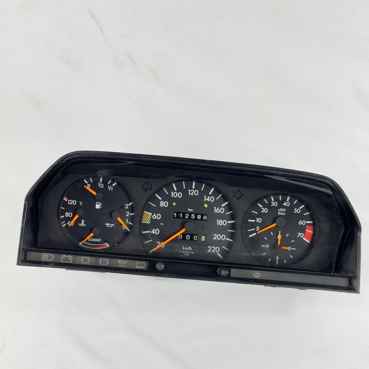 Mercedes W201 Tacho Kombiinstrument 1.8 2.0 E 220km/h ECO Drehzahl A2015421206 – Bild 1