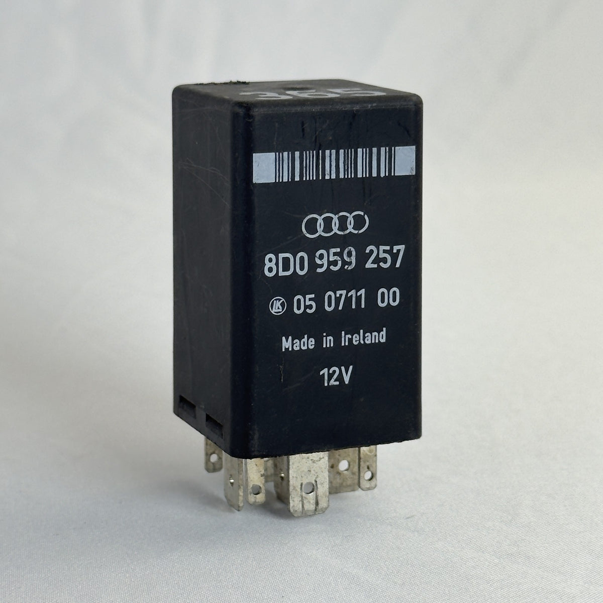 Audi Relais 365 8D0959257 Steuergerät elektrische – Bild 2