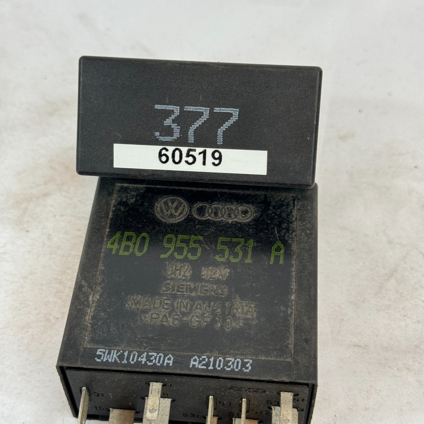 VW Relais 377 Arbeitsrelais 4b0955531a Wischwasser Audi Seat Volkswagen – Bild 6