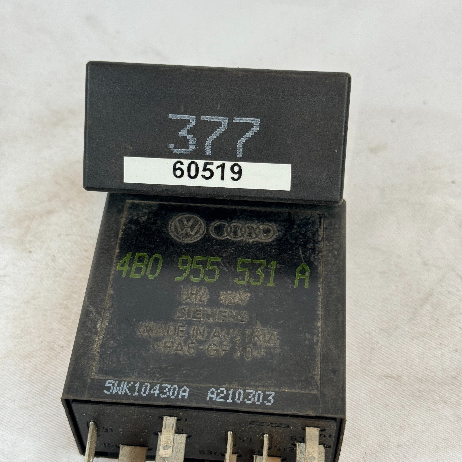 VW Relais 377 Arbeitsrelais 4b0955531a Wischwasser Audi Seat Volkswagen – Bild 6