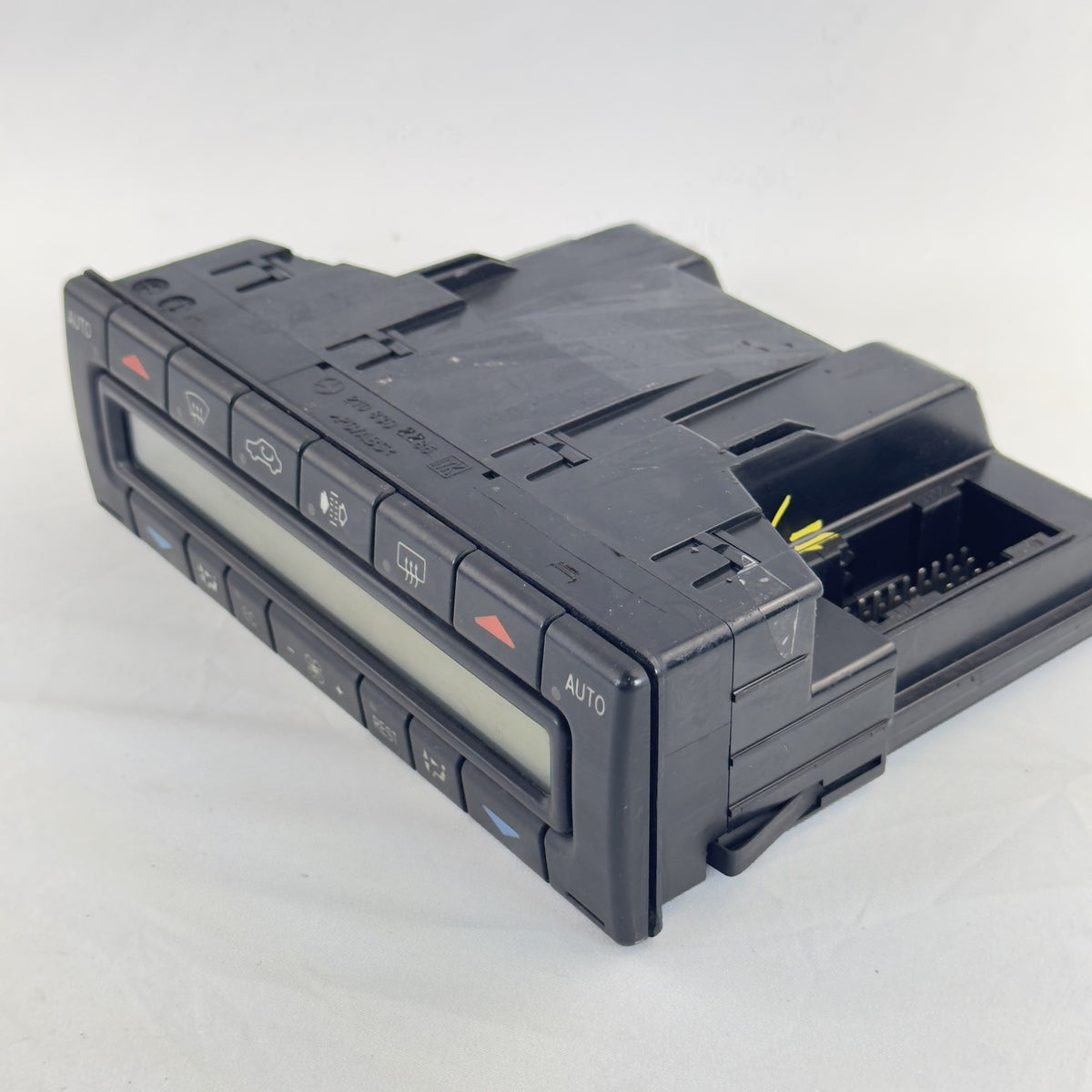 Mercedes W210 S210 Klimabedienteil A2108302285 – Bild 7